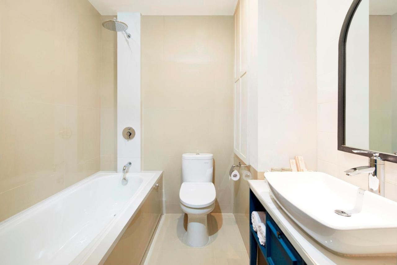 Jambuluwuk Thamrin Hotel Giacarta Esterno foto