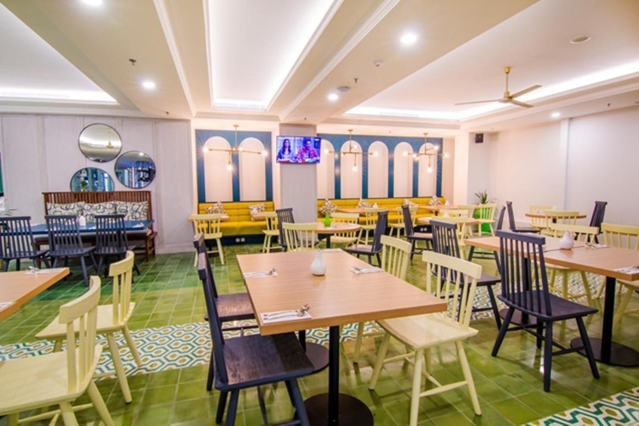 Jambuluwuk Thamrin Hotel Giacarta Esterno foto